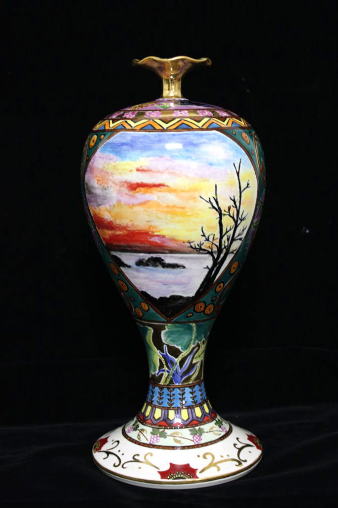 幸福洋溢-曾麗芬陶瓷彩繪創作展